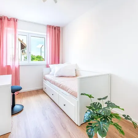 Tonirooms 3 Elster *